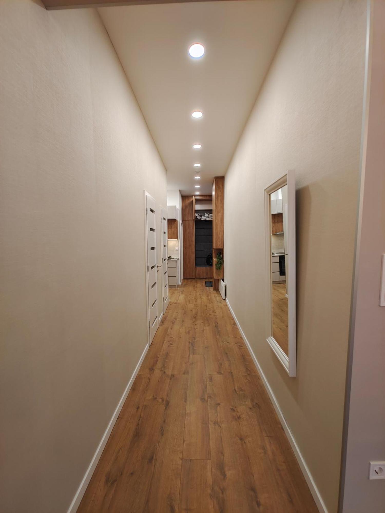 Center 2, Cozy And Modern 2br In The Center *
