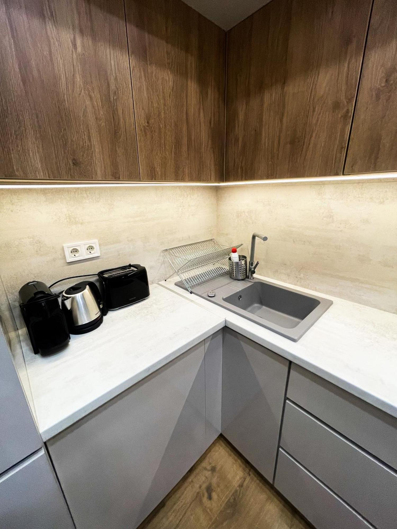 Apartment Center 2, Cozy And Modern 2br In The Center *